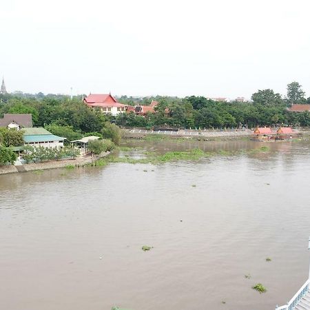 Charming House Hostel Phra Nakhon Si Ayutthaya Buitenkant foto