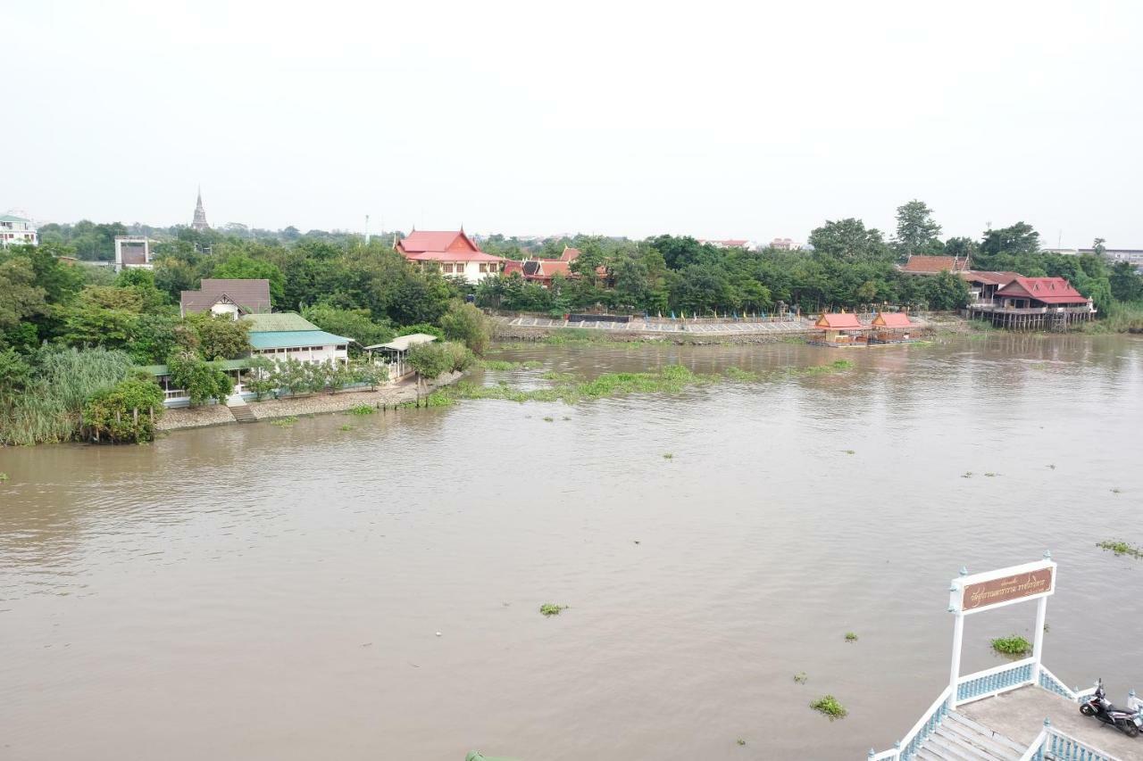 Charming House Hostel Phra Nakhon Si Ayutthaya Buitenkant foto
