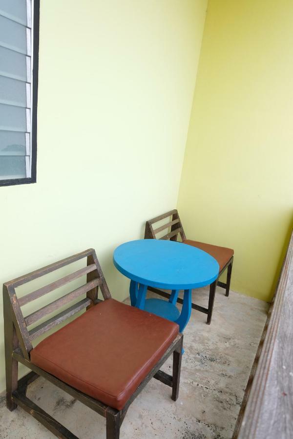 Charming House Hostel Phra Nakhon Si Ayutthaya Buitenkant foto